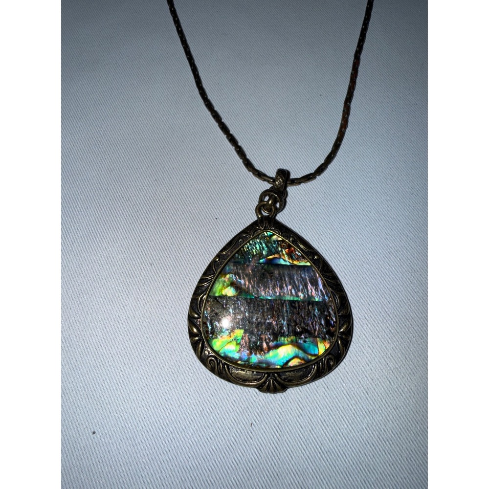 Vtg Style Abalone Shell Teardrop Pendant Necklace‎ Brass Tone Bird Floral Back